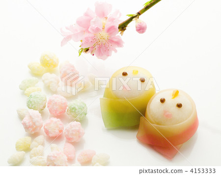 Japanese sweets Hina dolls 4153333