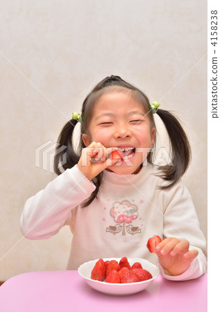 草莓很好吃 草莓很好吃 4158238