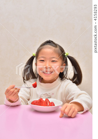 Strawberries are delicious Strawberries are delicious 4158293