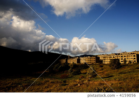 Ruins apartments in the mountains Ruins apartments in the mountains 4159056