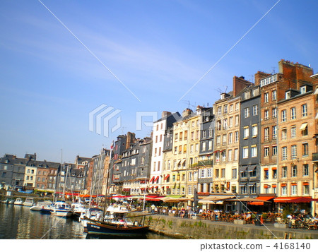 Honfleur's harbor Honfleur's harbor 4168140