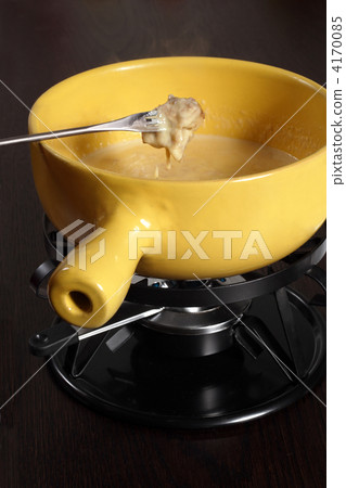 Swiss fondue 4170085