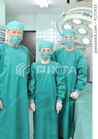 doc, doctor, nurse 4172433