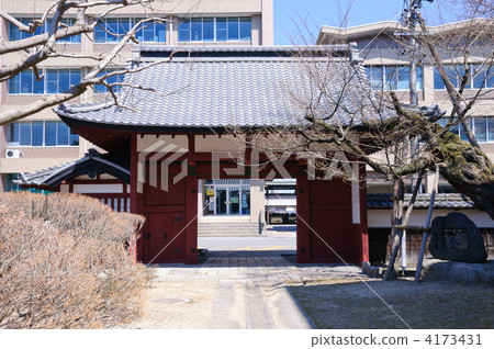 Iida前Iida城堡Sakuramaru門門Akamon 4173431