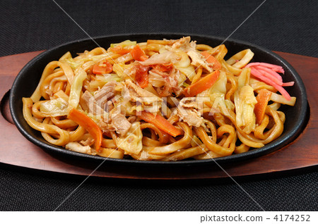 Yaki udon 4174252