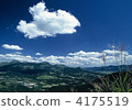 Aso in early autumn when clouds flow 4175519