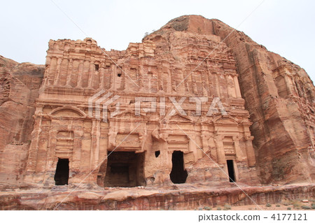 Petra royal tomb Petra royal tomb 4177121