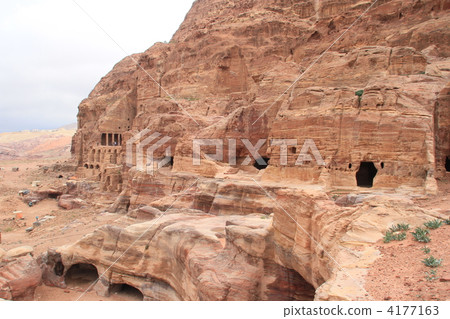 The way to Petra Eddil 4177163