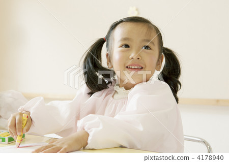 畫幼兒園 4178940