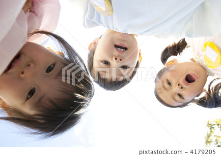 看著幼兒園 4179205