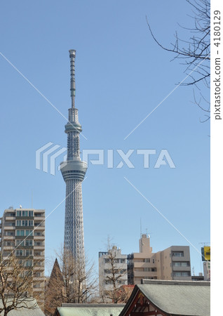 Sky tree seen from Asakusa 4180129