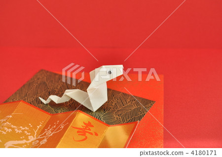 Paper white snake Paper white snake 4180171