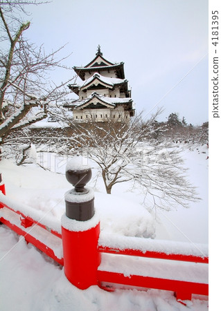 弘前城堡的雪和地鐵橋（垂直） 4181395