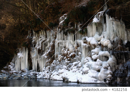 三十個槌槌冰柱 4182258