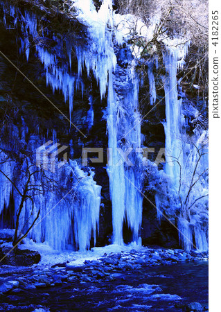 三十個槌槌冰柱 4182265