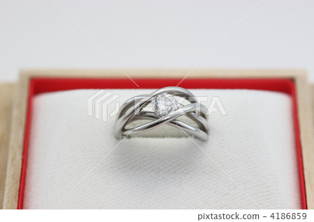 Engagement ring 4186859