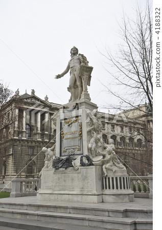 Vienna Mozart statue 4188322