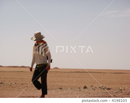 去西部的敦煌絲綢之路 去西部的敦煌絲綢之路 4198103