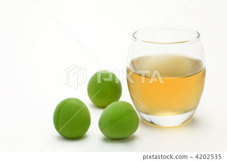Plum wine 4202535