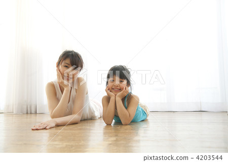 Girl with a cane 4203544