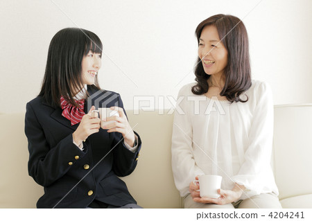 高中生 父母和小孩 親子 4204241