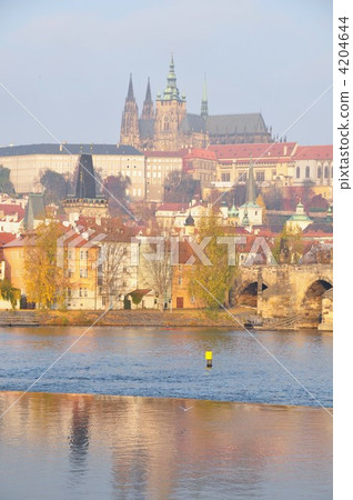 Prague Castle and Charles Bridge 4204644