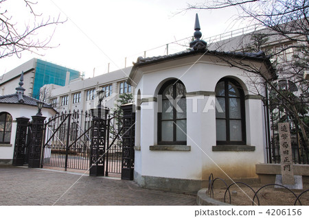 大阪Mintyuan前主門 4206156