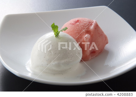 草莓和香草的果子露 草莓和香草的果子露 4208883