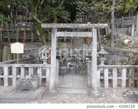 Kyoto Kyoto Lishan Ikkoku Shrine Sakamoto Ryoma-gum Nakaoka Shintaro Grave Kyoto Kyoto Lishan Ikkoku Shrine Sakamoto Ryoma-gum Nakaoka Shintaro Grave 4209139