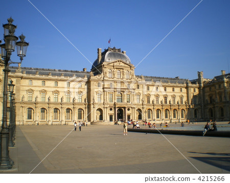 Louvre Museum Louvre Museum 4215266