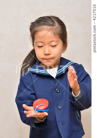 Practice castanet in kindergarten Practice castanet in kindergarten 4217018