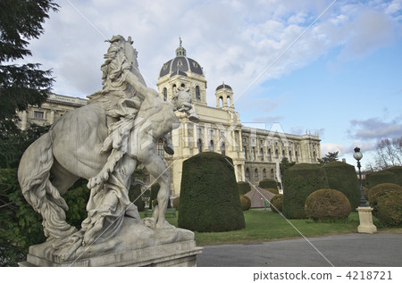Vienna Natural History Museum 4218721