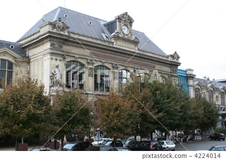 The main station of Paris Austerlitz station 4224014