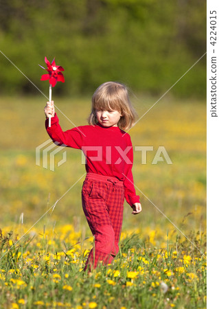 boy with pinwheel 4224015