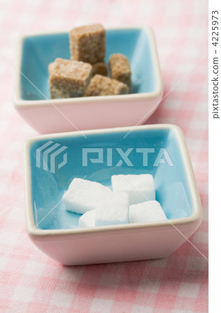 Sugar cubes 4225973