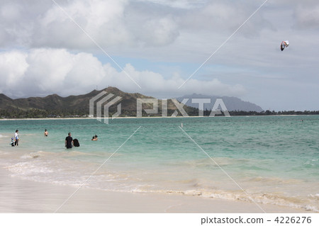 瓦胡島上的凱魯瓦海灘 瓦胡島上的凱魯瓦海灘 4226276