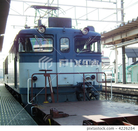 Cargo EF64 Container Shiraoka Station Cargo EF64 Container Shiraoka Station 4226284