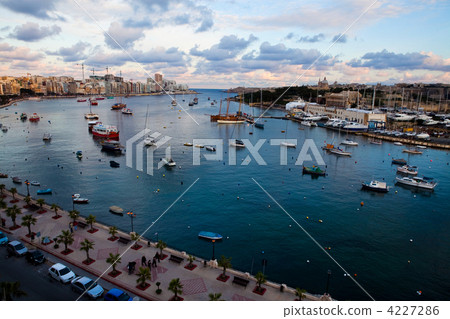 Sunset in Sliema, Malta Sunset in Sliema, Malta 4227286