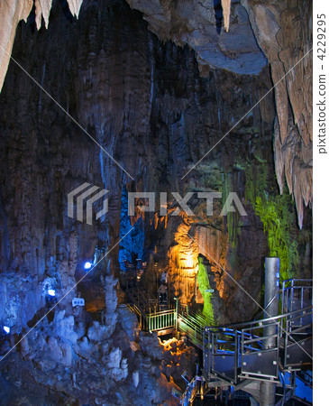 洞穴 石灰石洞穴 石灰岩洞穴 4229295