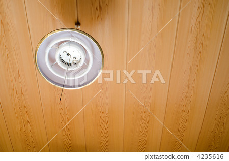 日式天花板和吊墜 4235616