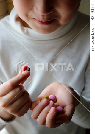 person, kid, younger 4239353