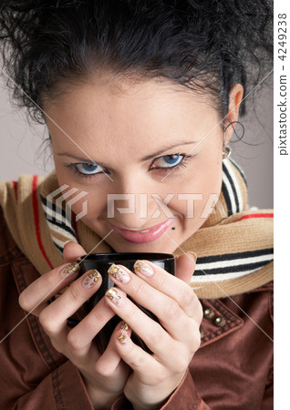 Girl with blue ayes 4249238