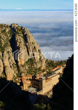 蒙特塞拉特 4251680