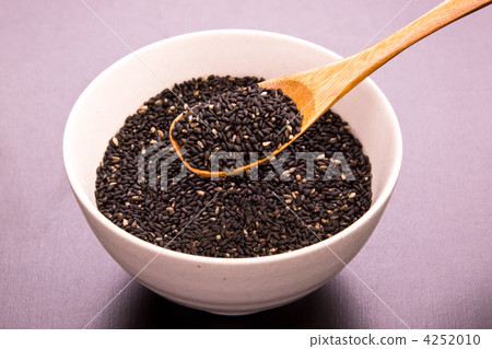 Black sesame 4252010