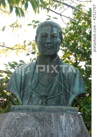 “Isao Kondo”的半身像（Mibuji /京都區，京都市） 4252707