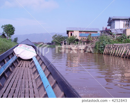 湖濱定居點（茵萊湖/緬甸） 4252843