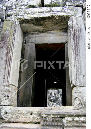 Angkor monuments 4265112