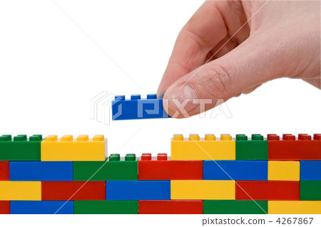 hand building lego 4267867