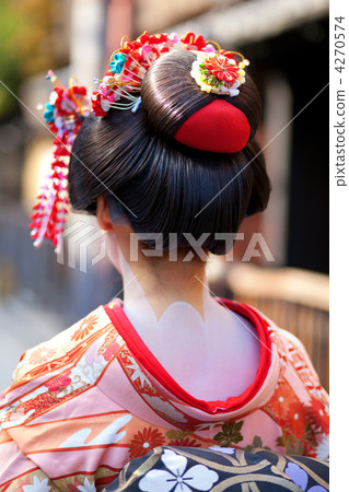 Momoware - traditional hairstyle of a young Maiko 4270574