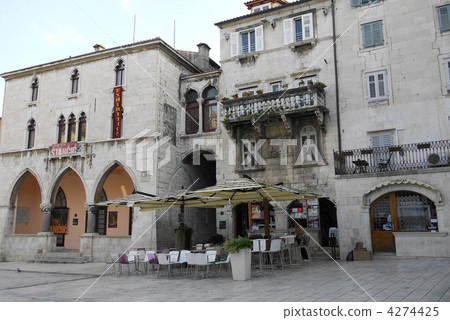 Split Narodni Square Old Town Hall 4274425